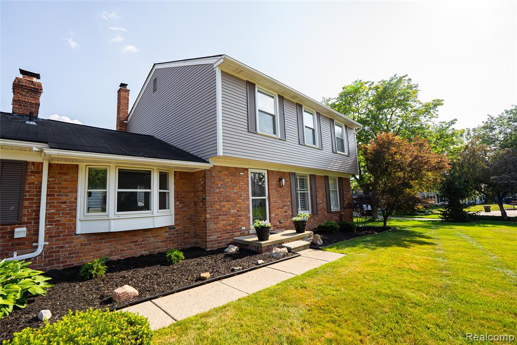 42331 Beacontree Court