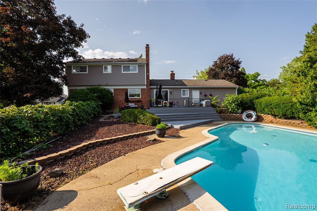 42331 Beacontree Court