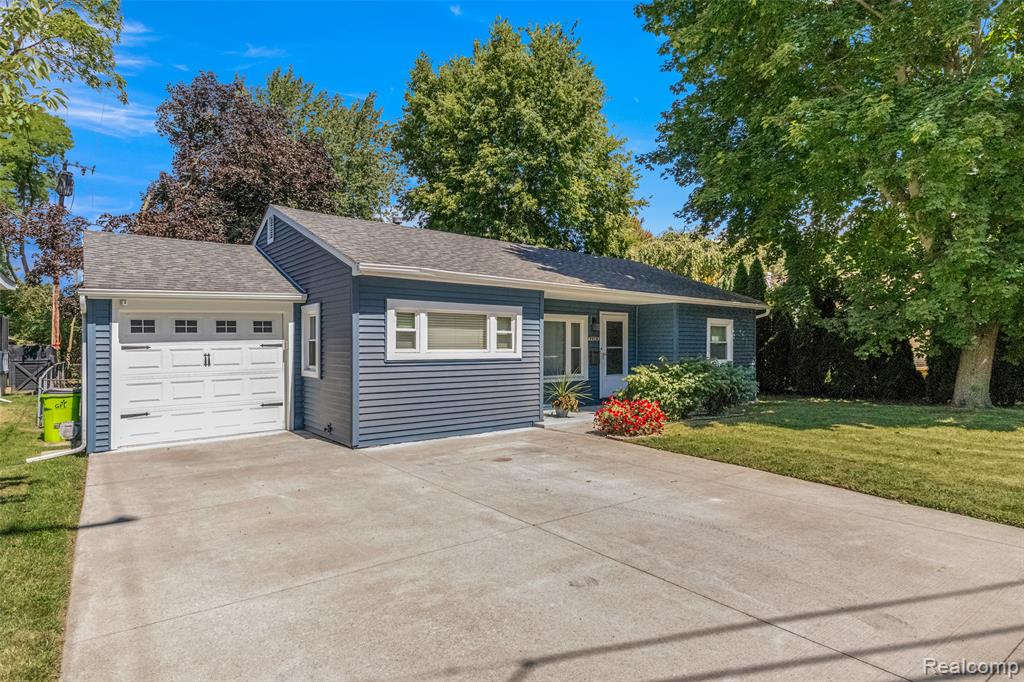 25736 E Huron River Drive