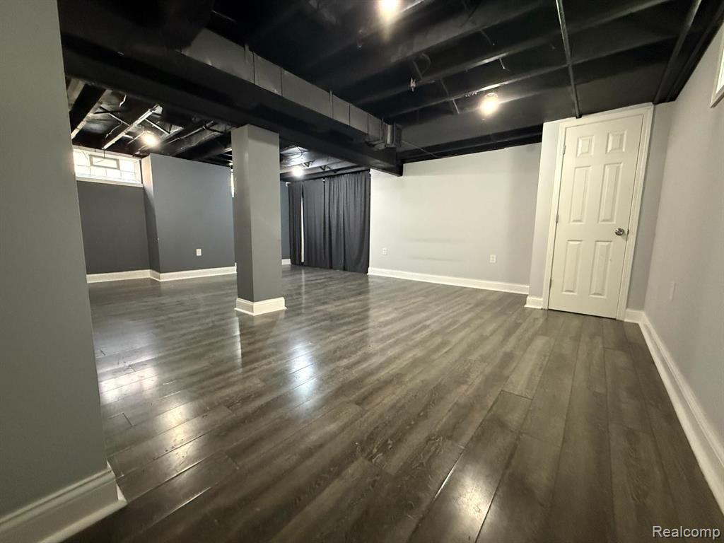 8427 Virgil Street