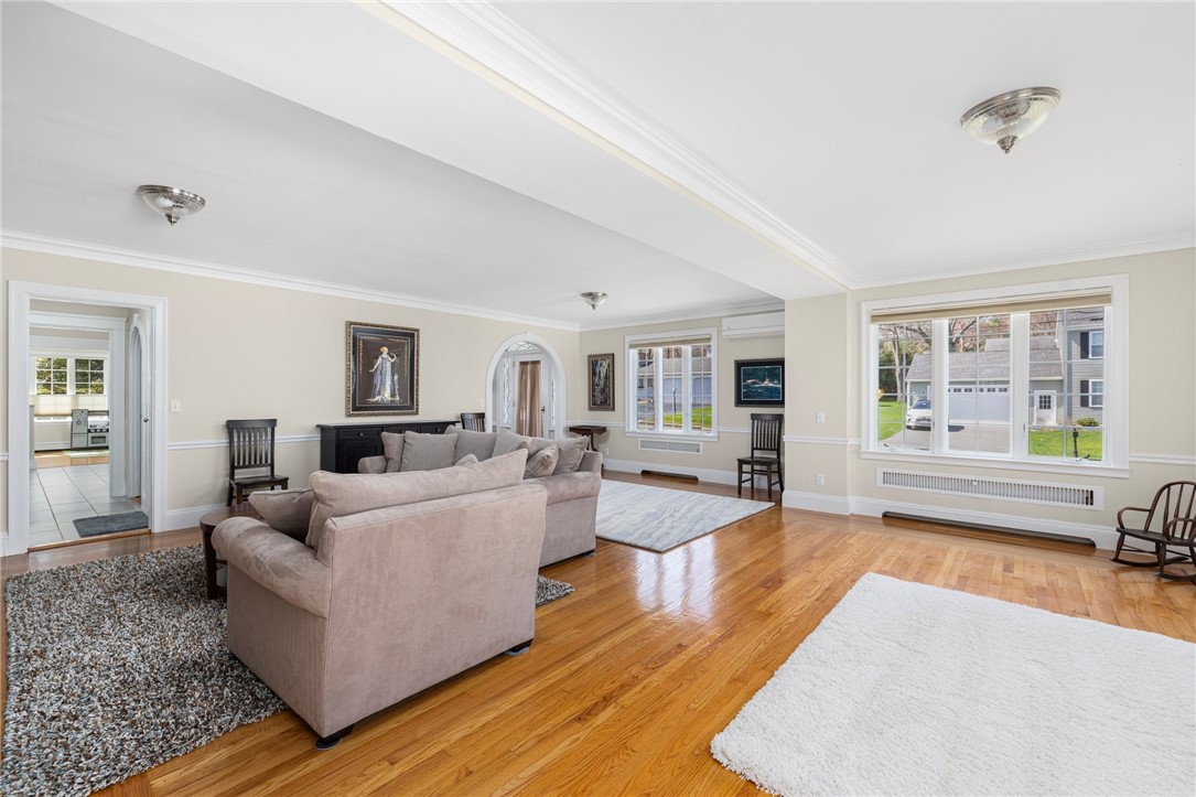 65 Grandview Avenue