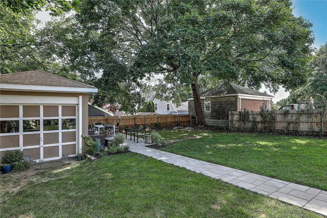 39 Ardmore Avenue