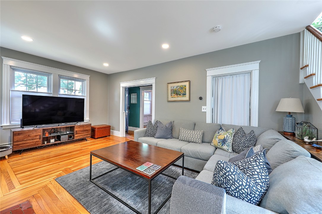 39 Ardmore Avenue