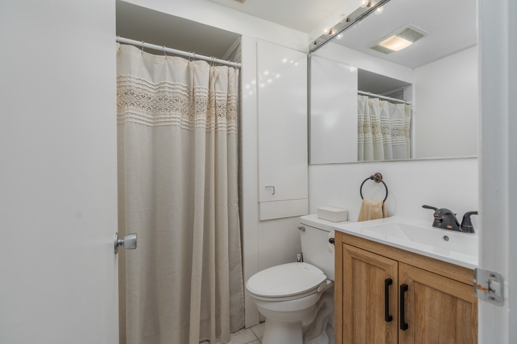 400 Narragansett Parkway West B1