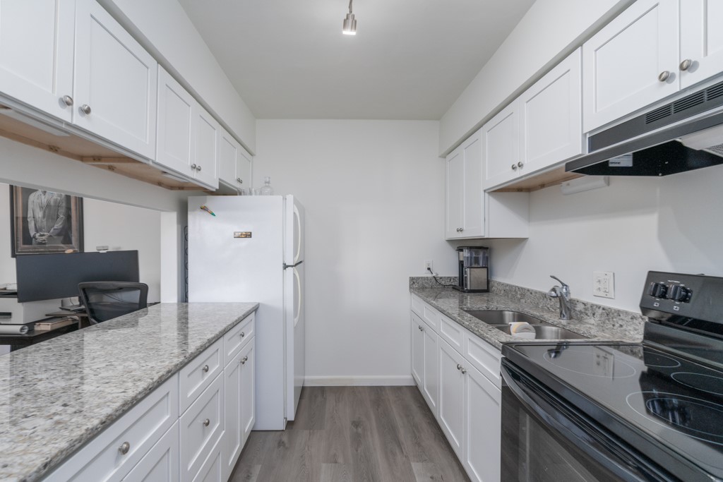 400 Narragansett Parkway West B1