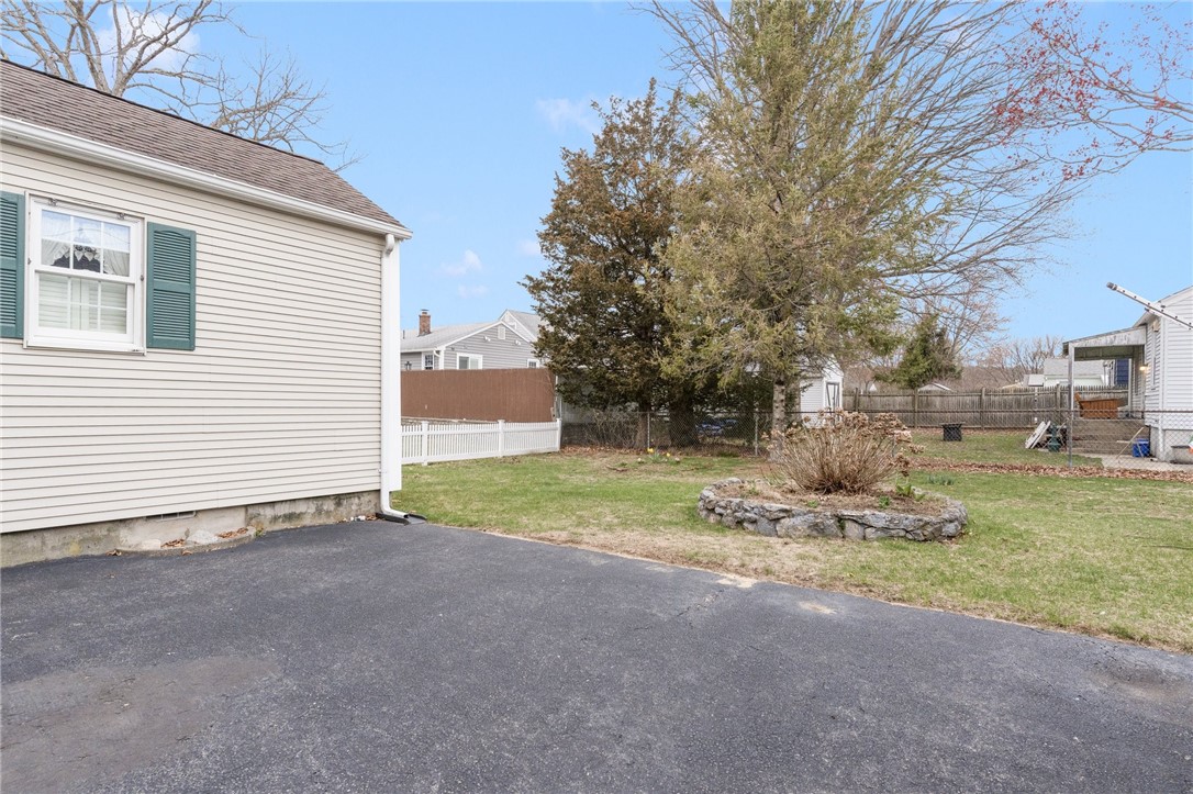 1975 Mineral Spring Avenue