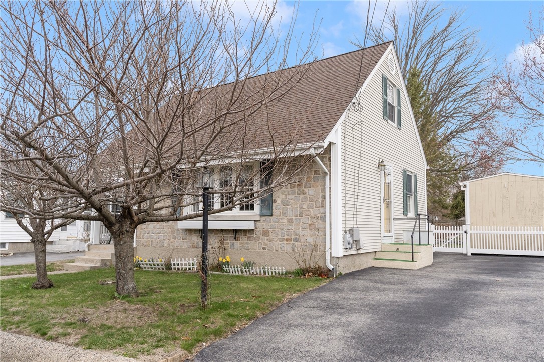 1975 Mineral Spring Avenue