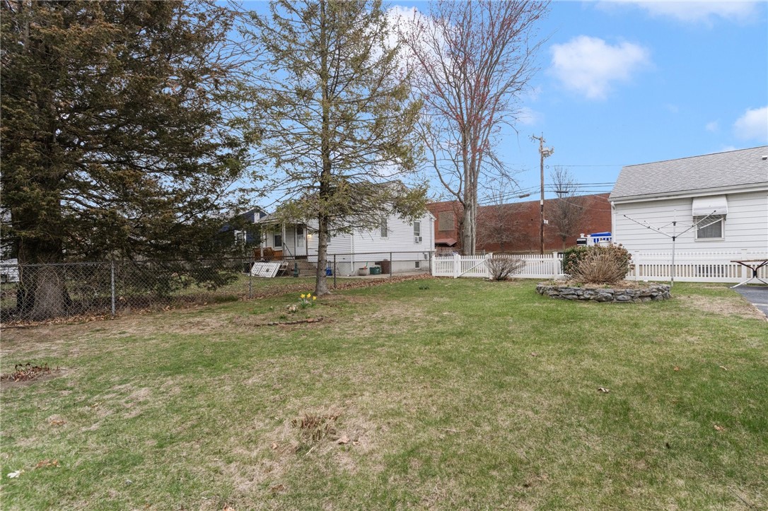 1975 Mineral Spring Avenue