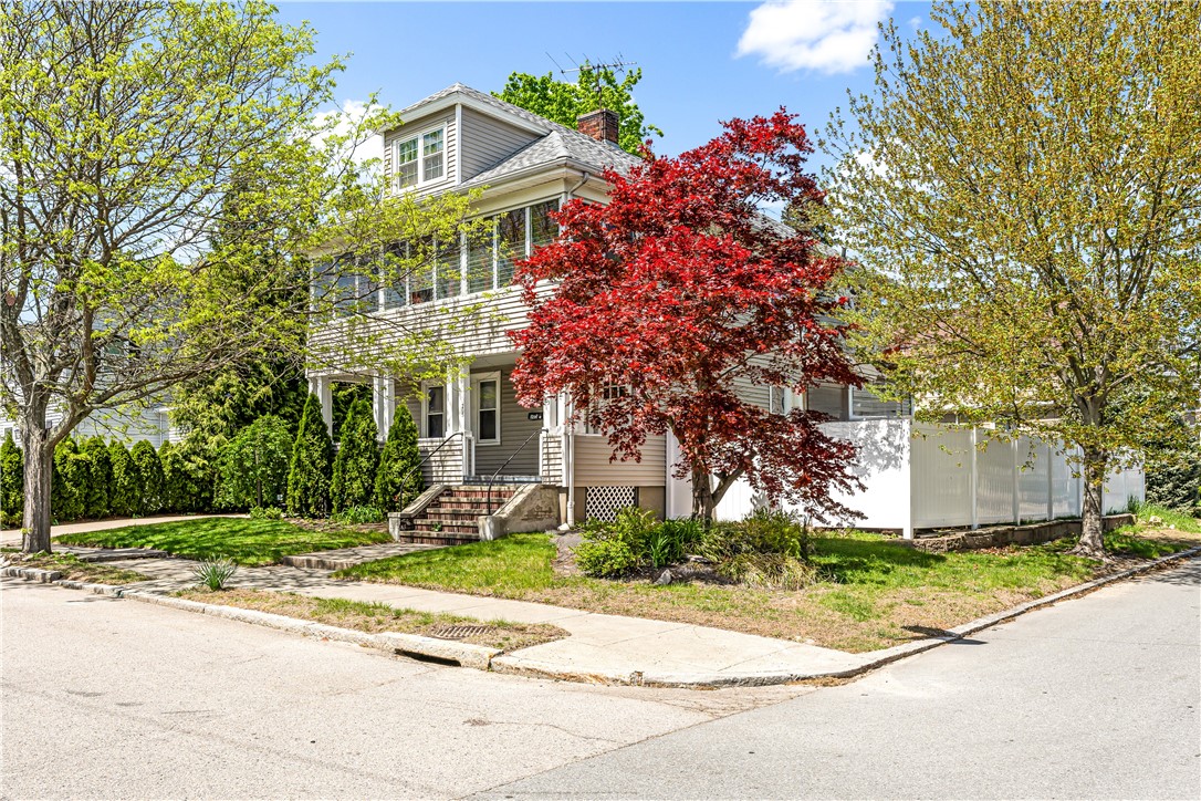 203 Laurens Street