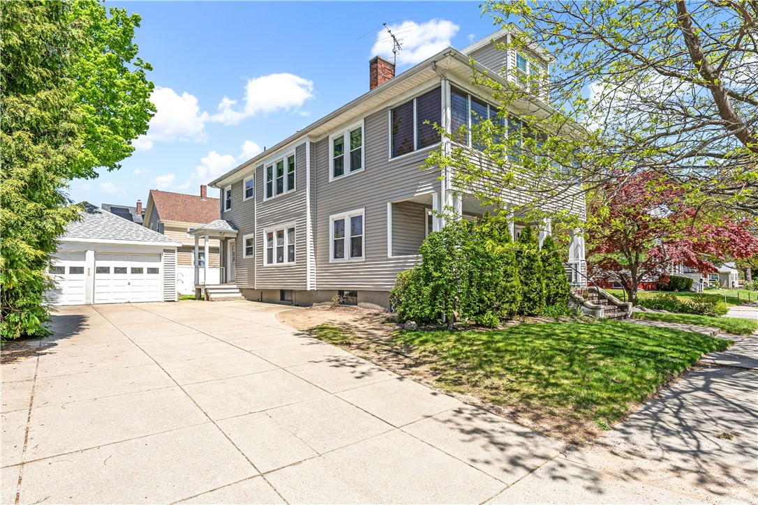 203 Laurens Street