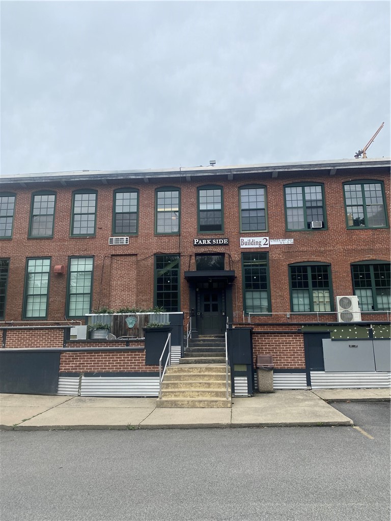 1117 Douglas Avenue 499