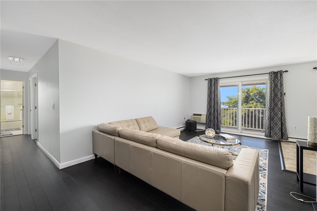 37 Bullocks Point Avenue 3C