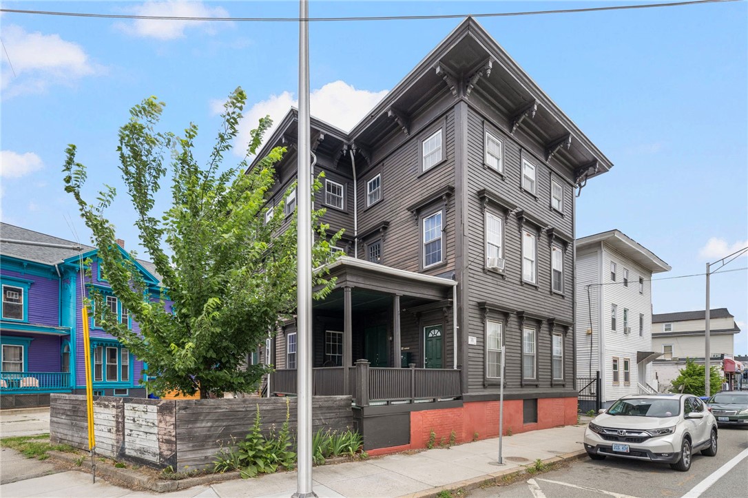 123 Elmwood Avenue