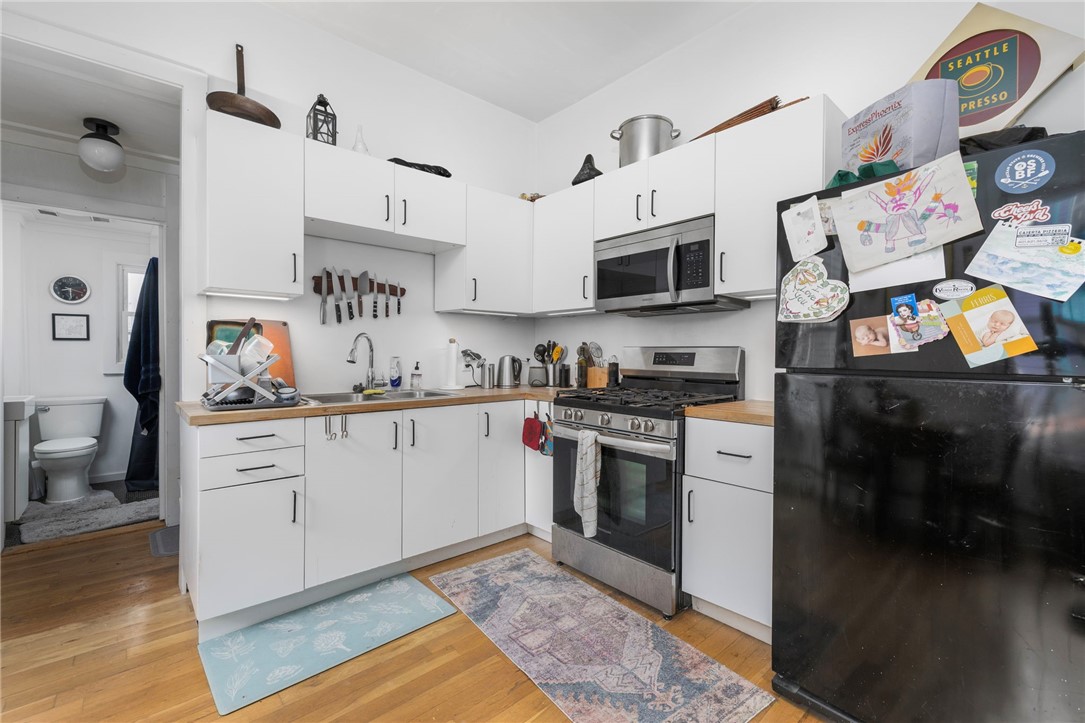 123 Elmwood Avenue