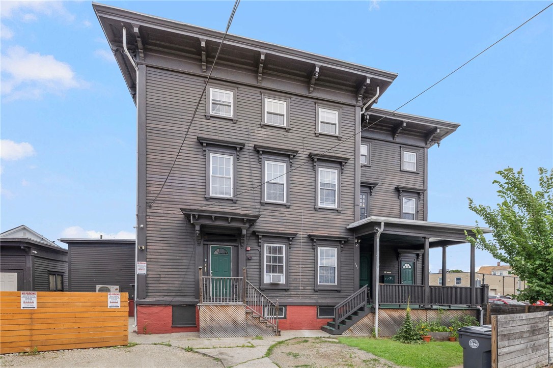 123 Elmwood Avenue