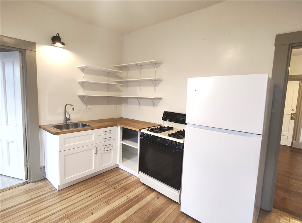123 Elmwood Avenue