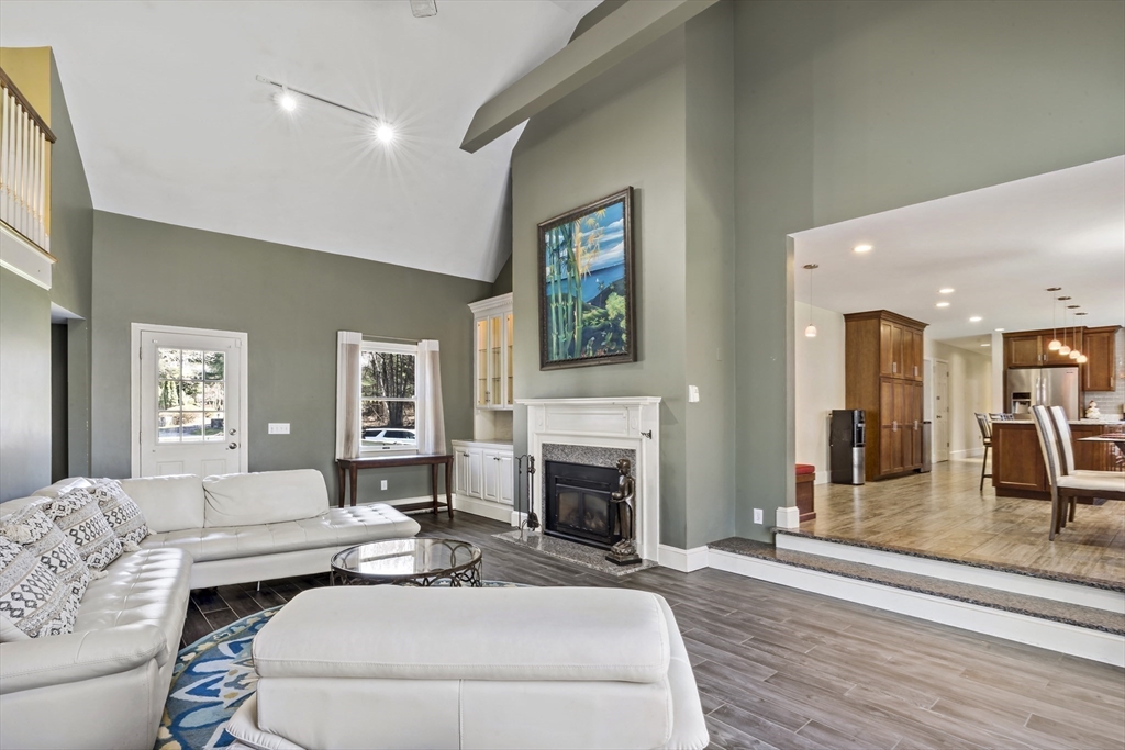 18 Abbey Lane