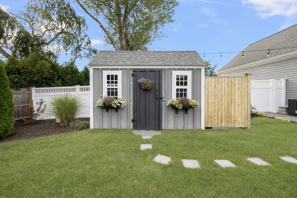 129 Fieldwood Ave