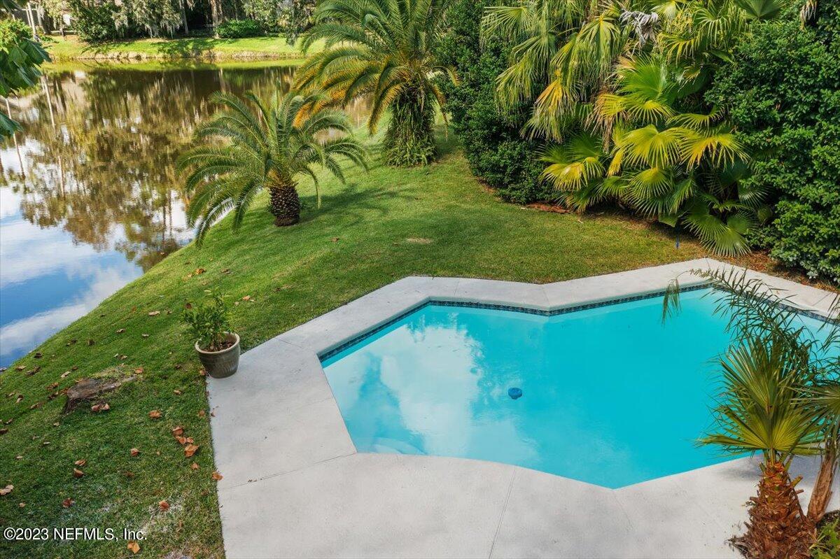 2009 PALMETTO POINT DR