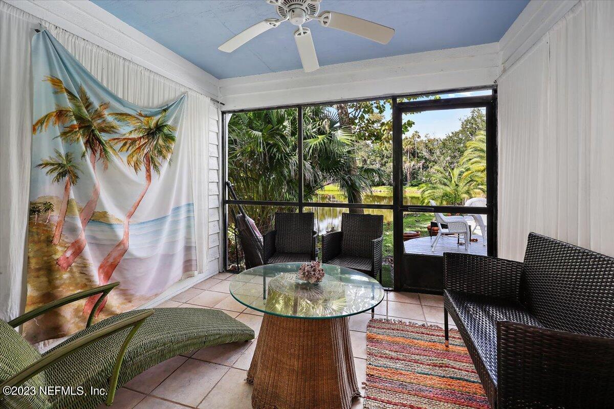 2009 PALMETTO POINT DR