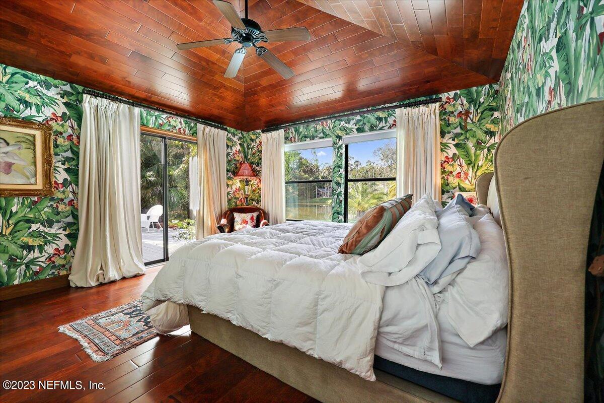 2009 PALMETTO POINT DR