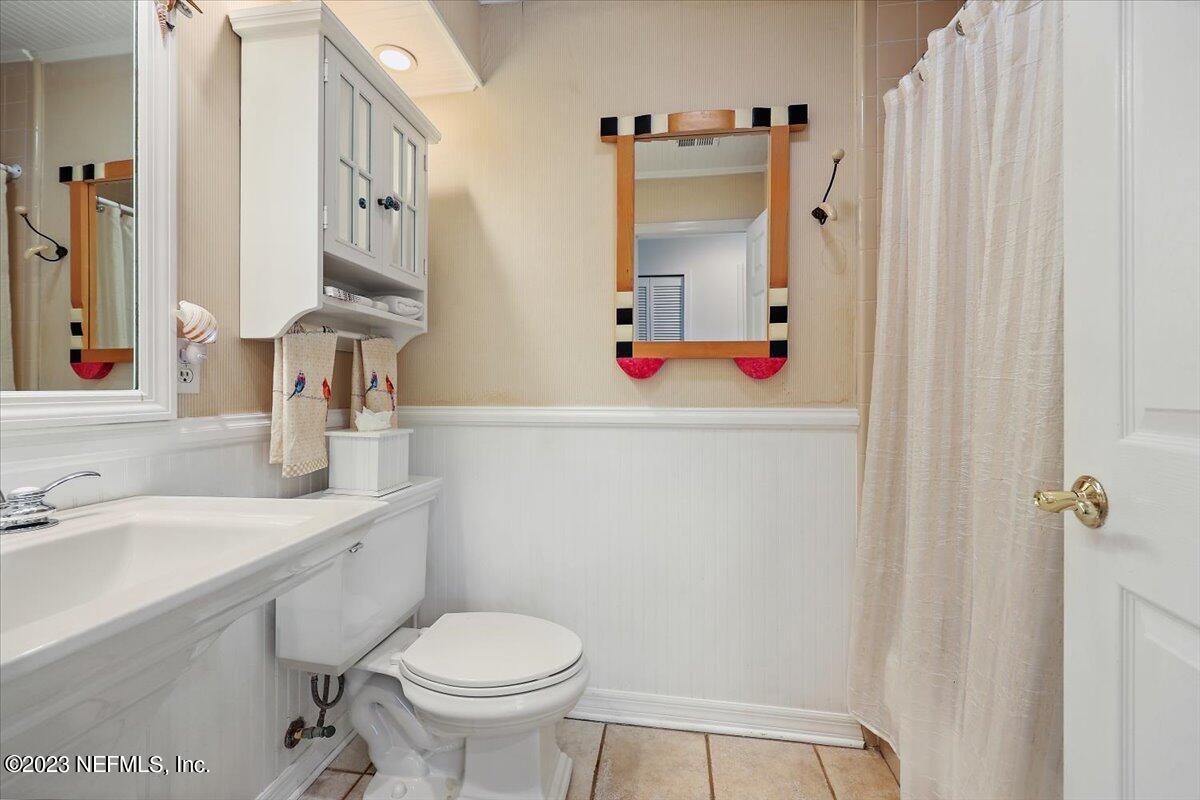 2009 PALMETTO POINT DR