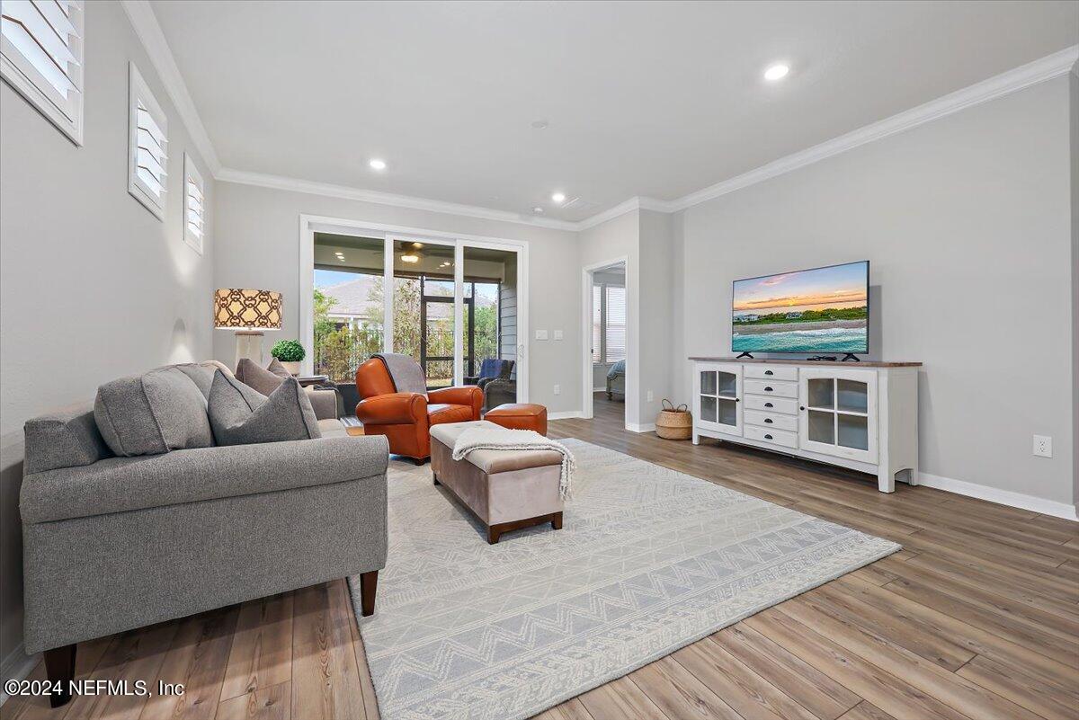 106 YELLOW IRIS Court