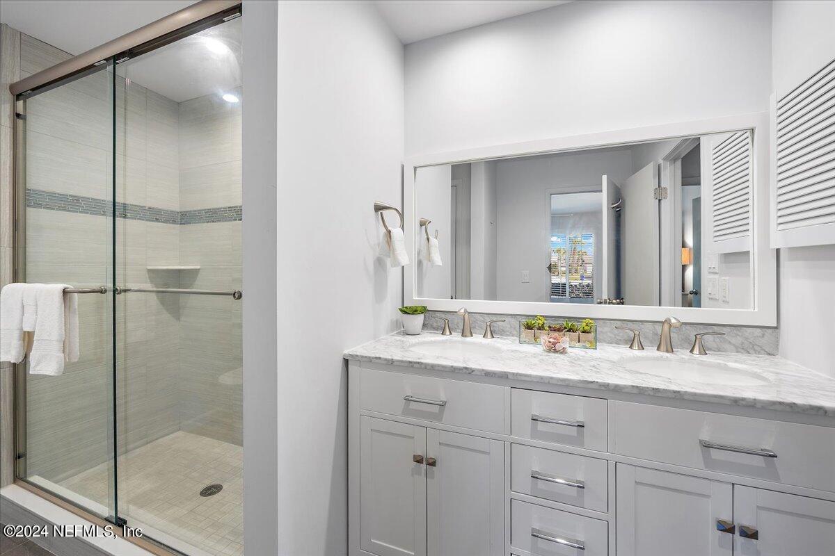 522 QUAIL POINTE Lane