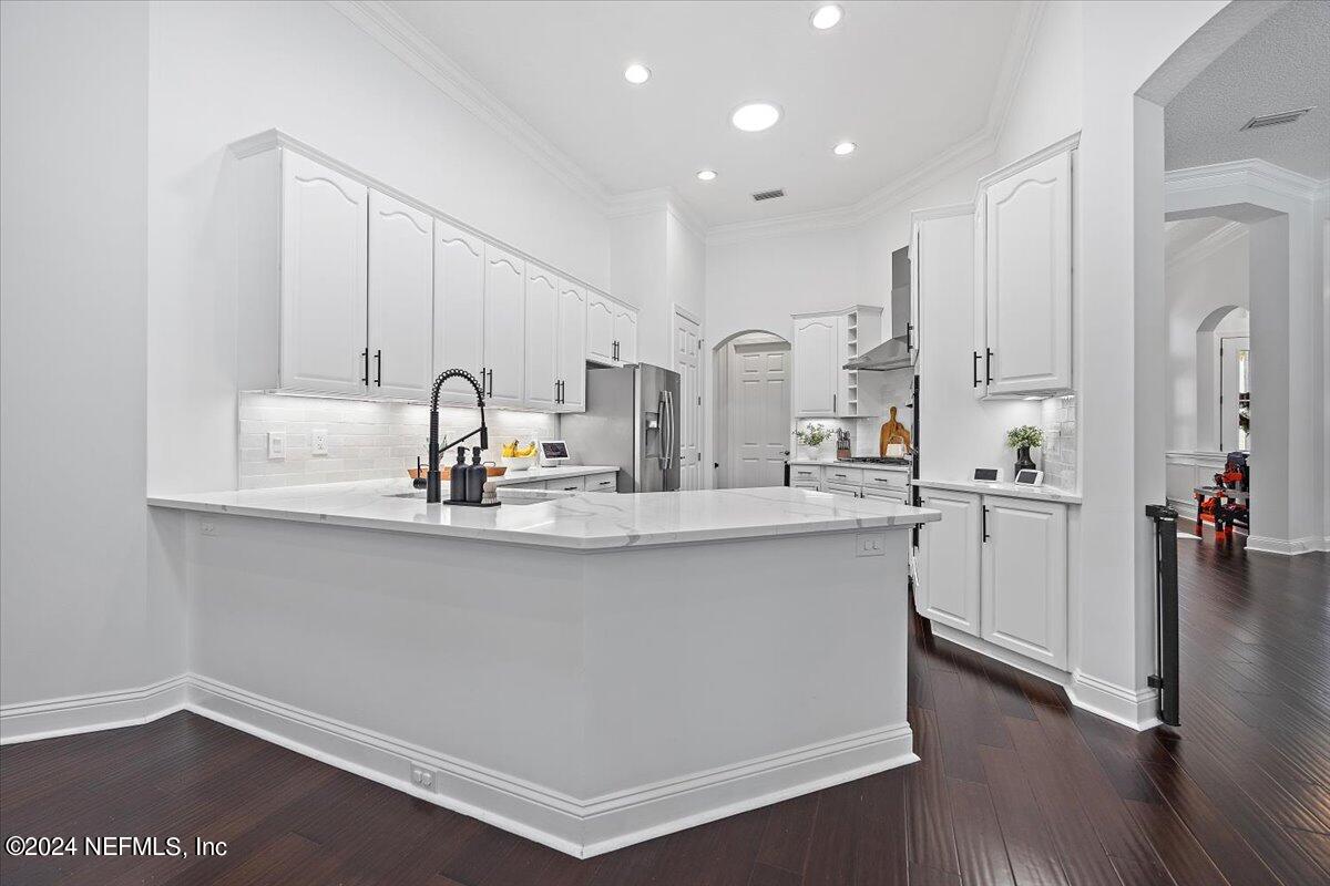 267 TOPSAIL Drive