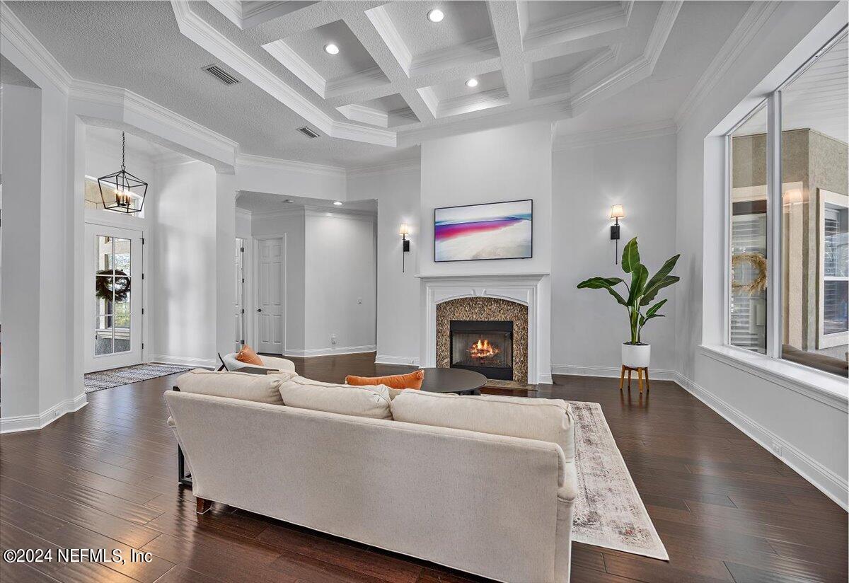 267 TOPSAIL Drive