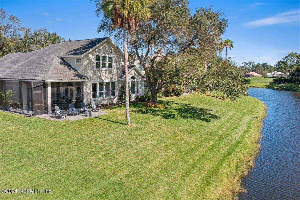 313 WATER'S EDGE Drive S