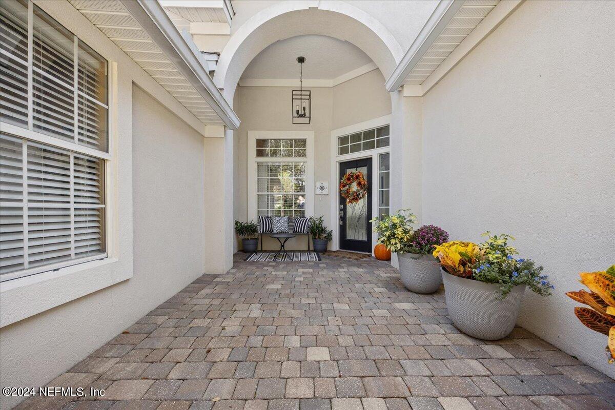 313 WATER'S EDGE Drive S
