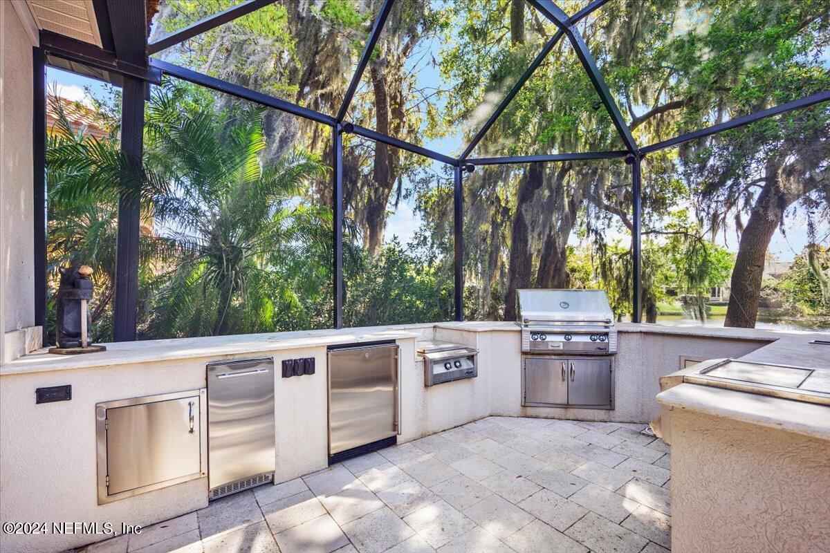 1314 CHARTER Court