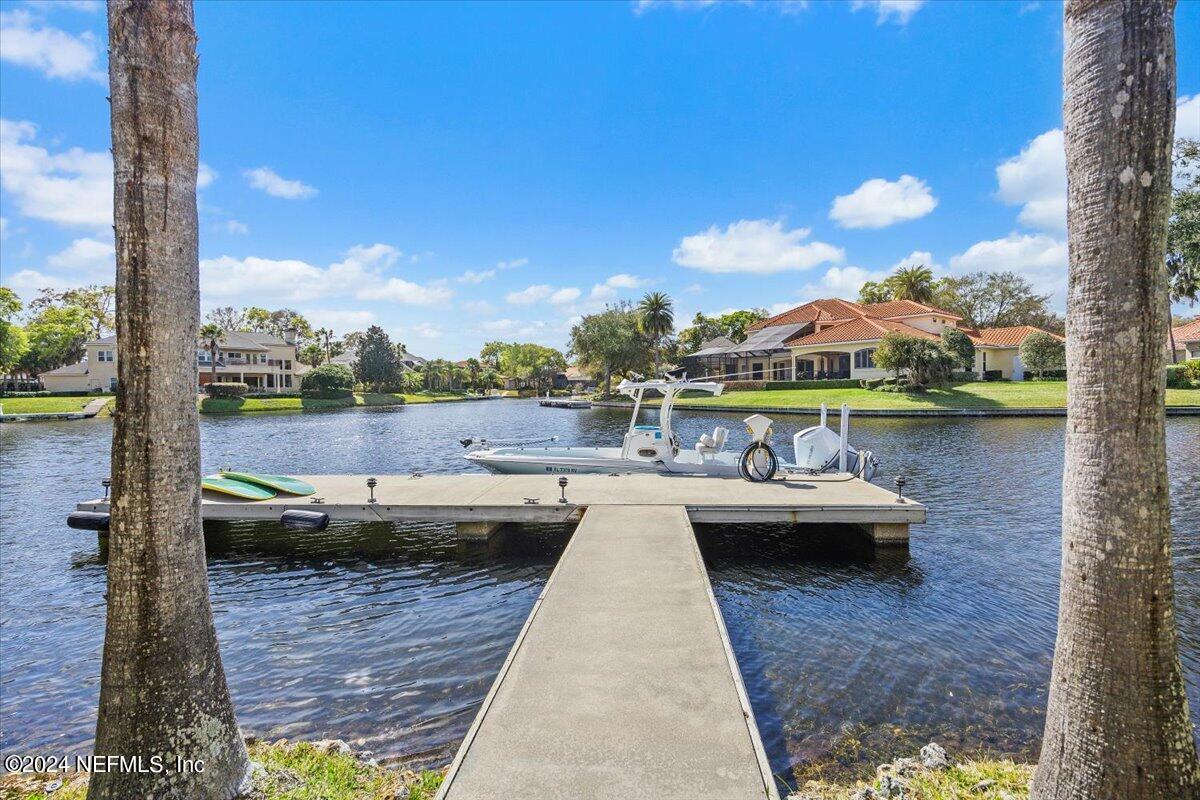1314 CHARTER Court