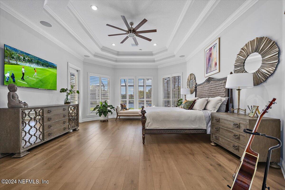 1314 CHARTER Court