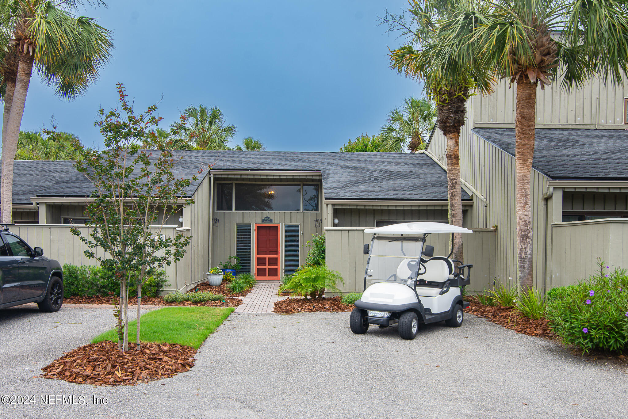 9859 SAWGRASS Drive