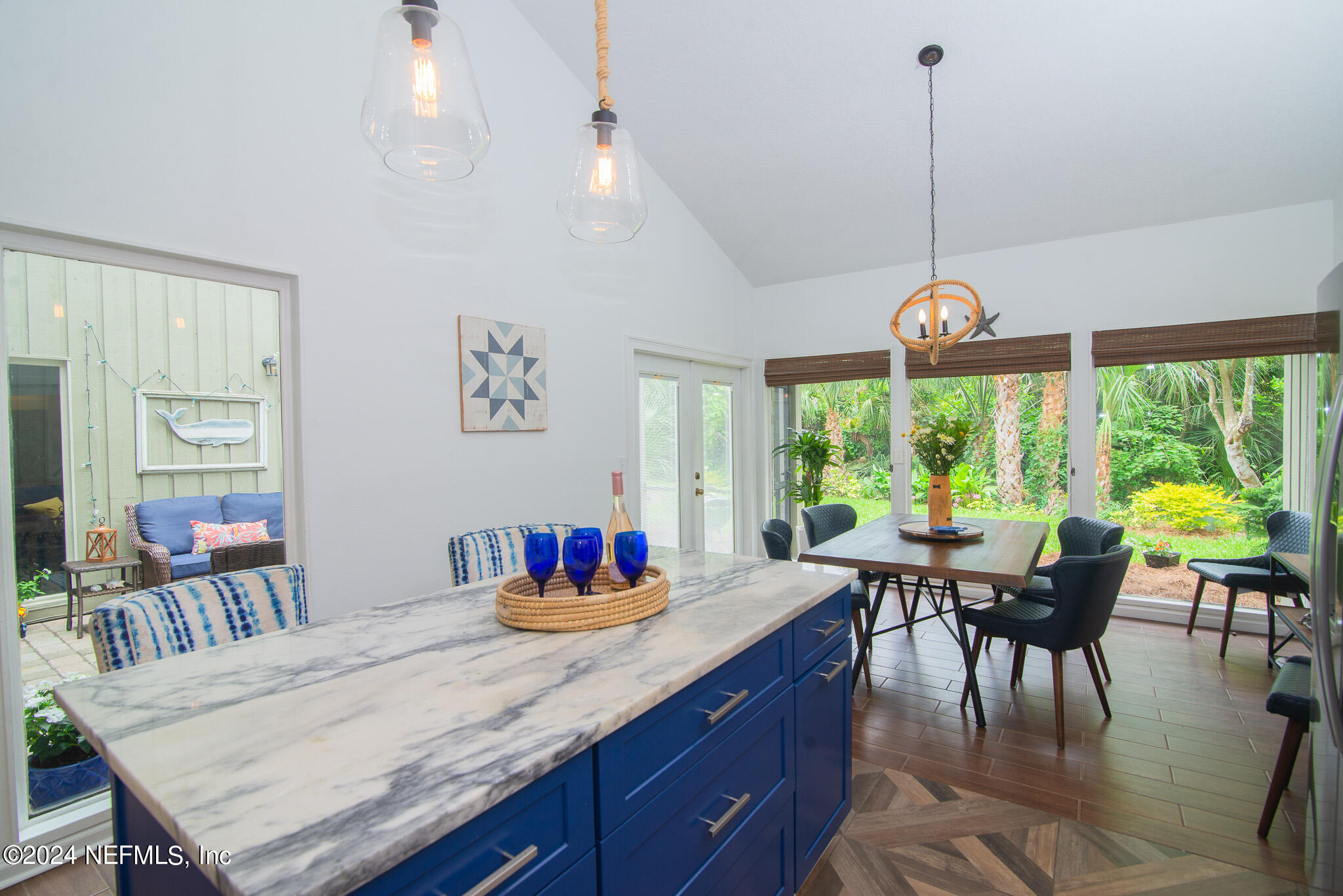 9859 SAWGRASS Drive