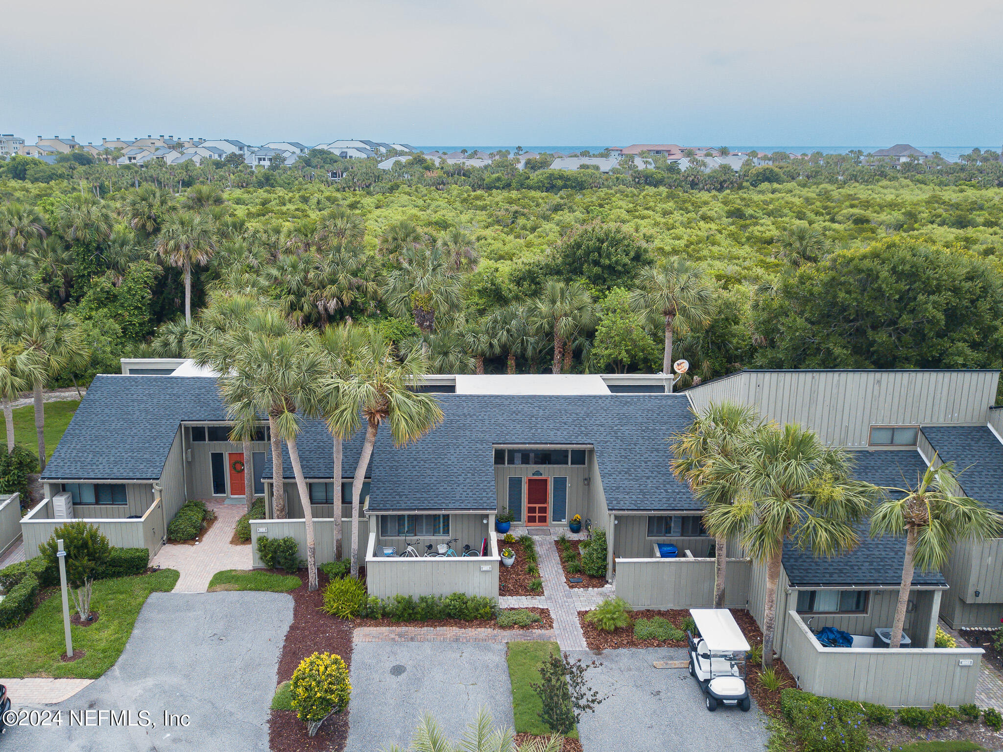 9859 SAWGRASS Drive