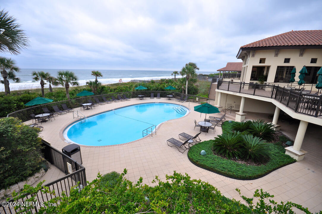 9859 SAWGRASS Drive