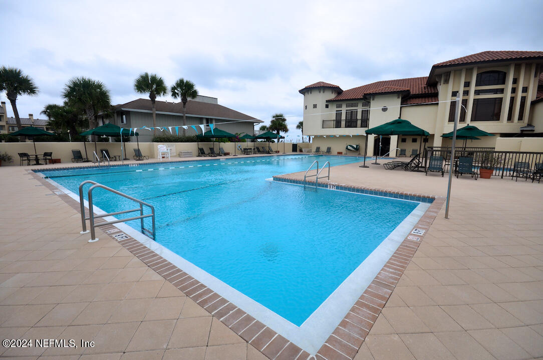 9859 SAWGRASS Drive