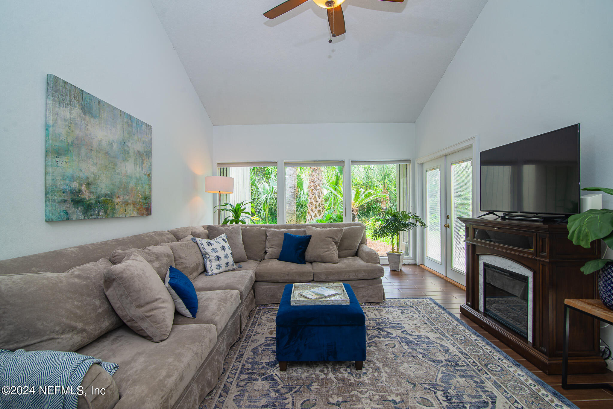 9859 SAWGRASS Drive