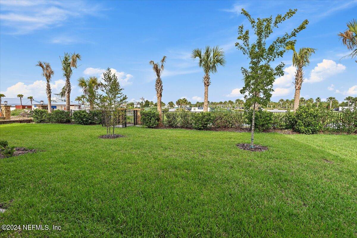 555 MARQUESA Circle