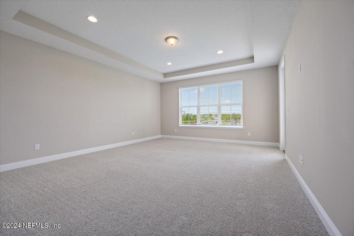 555 MARQUESA Circle