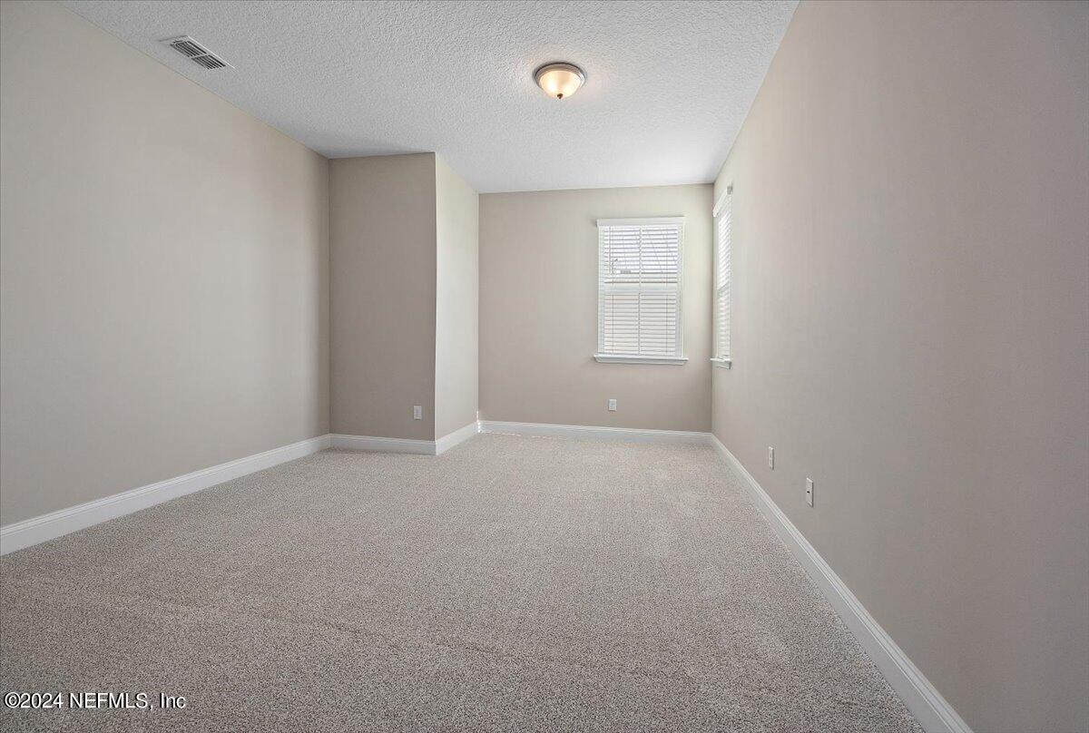 555 MARQUESA Circle