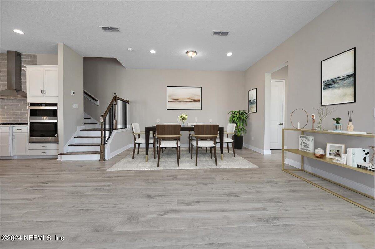 555 MARQUESA Circle