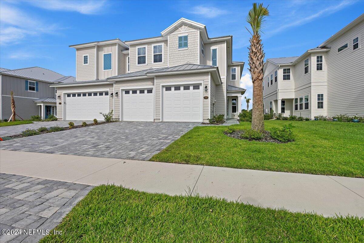 555 MARQUESA Circle