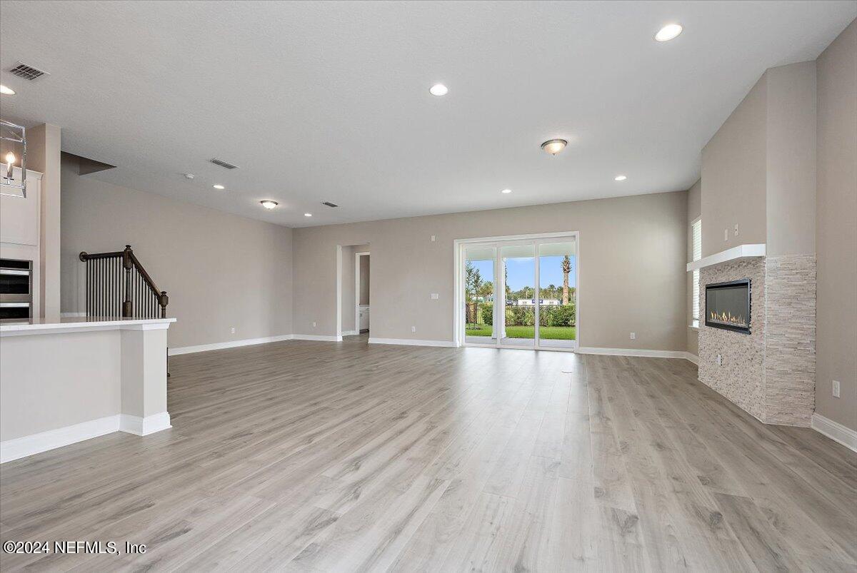 555 MARQUESA Circle