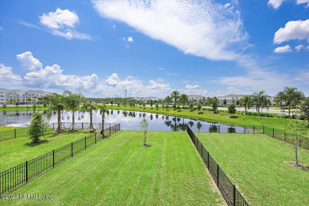 455 RUM RUNNER Way