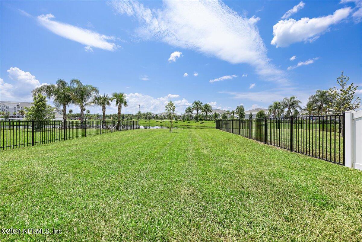 455 RUM RUNNER Way