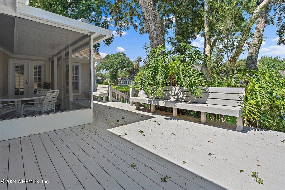2316 OCEANFOREST Drive W